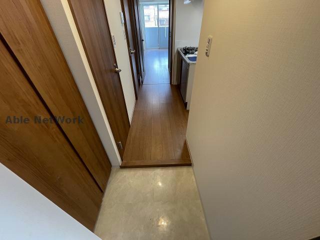 玄関　※同物件、別部屋の写真です