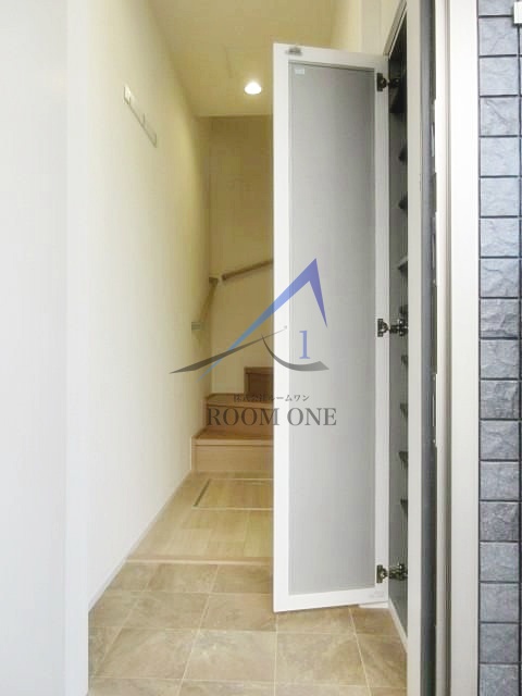 玄関　玄関です。