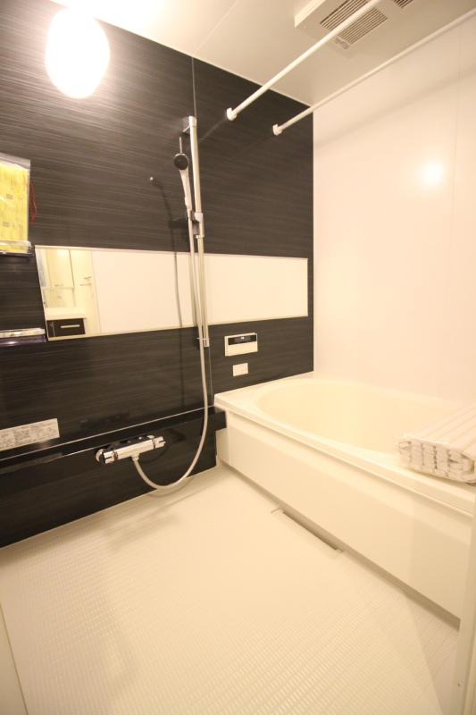 バス・シャワールーム　追い焚き機能付バス