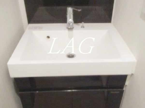 洗面設備　独立洗面台です。