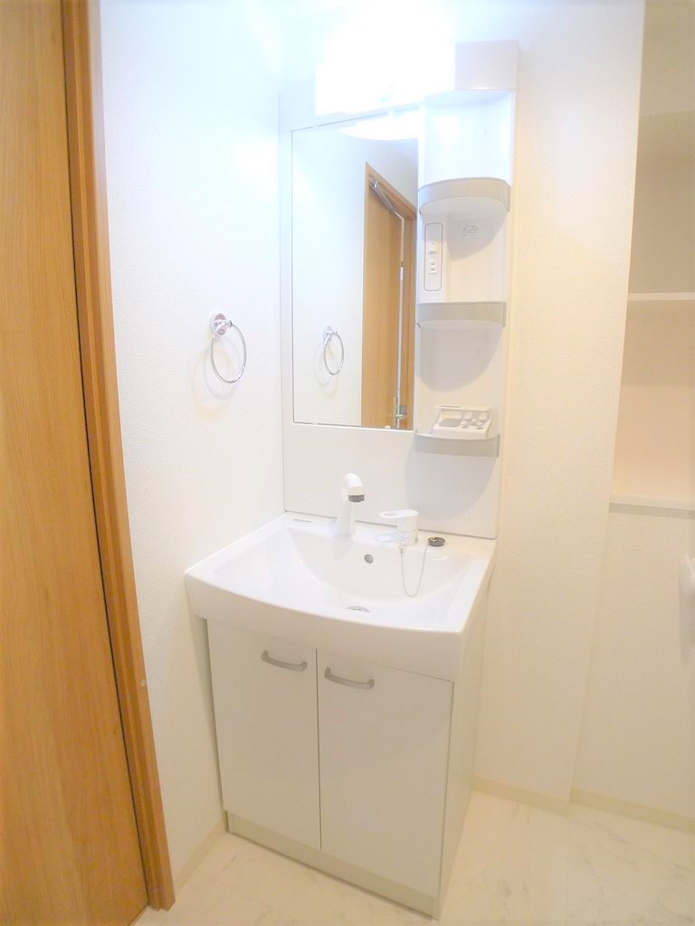 洗面設備　2号室写真転用