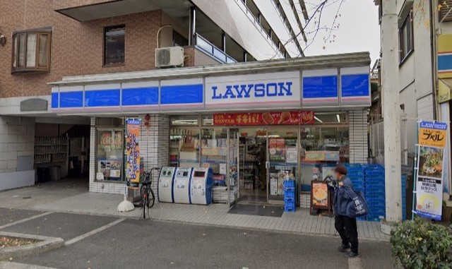 コンビニ　ローソン　日の出町店（コンビニ）まで405m