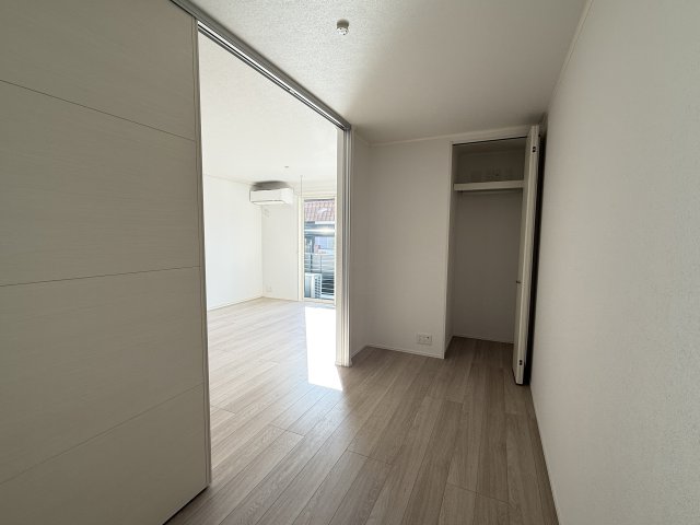 居室・リビング　4.7帖サービスルーム