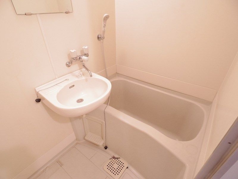 バス・シャワールーム　同仕様写真