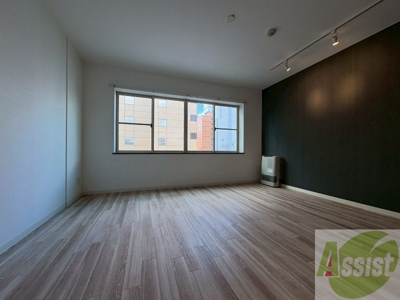 居室・リビング　広くてキレイなお部屋が広がっていて、充実した生活が送れそう。