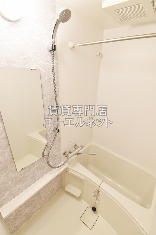 バス・シャワールーム　浴室