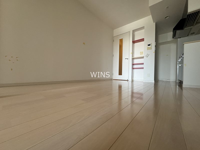 居室・リビング　※別部屋参考写真です