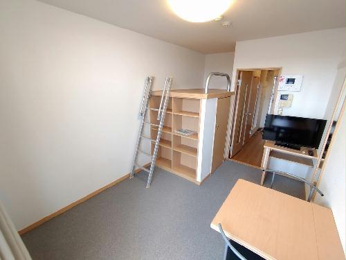 居室・リビング　1階はフローリング仕様です。