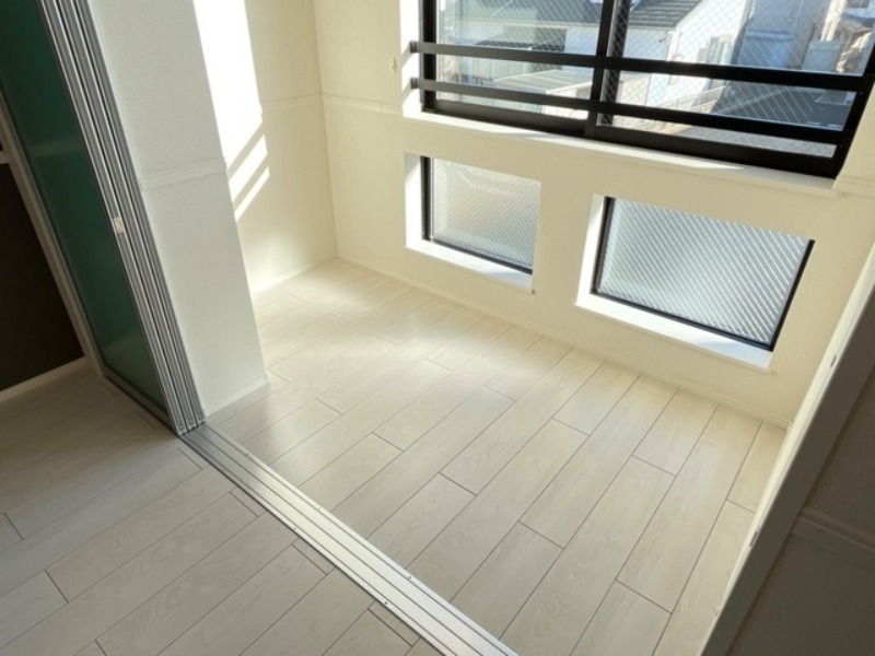 バルコニー　図面と現状に相違がある場合には現状を優先