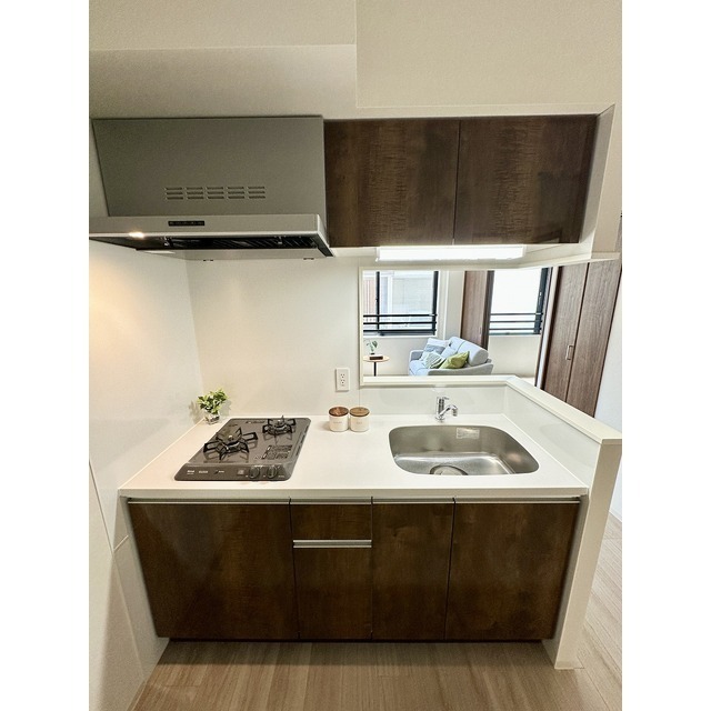 キッチン　【家具・家電の備え付けはありません】