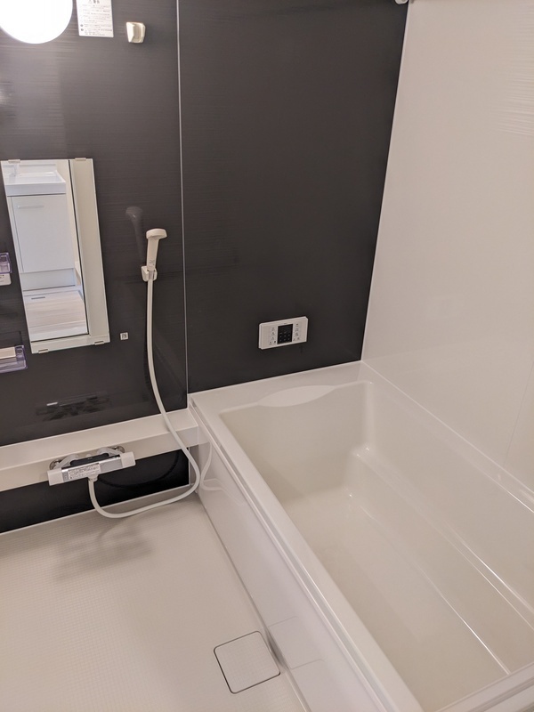 バス・シャワールーム　お風呂です