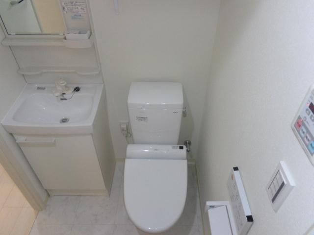 トイレ　ウォシュレット