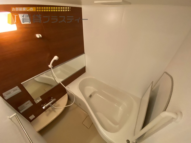 バス・シャワールーム　ホテルライクなバスルーム