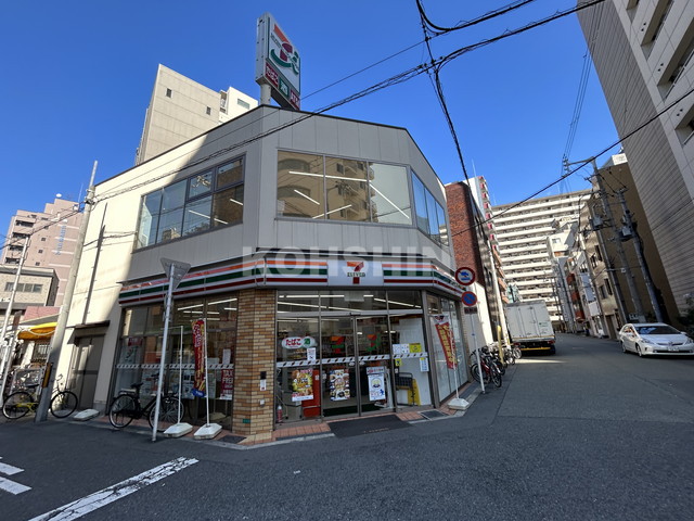 コンビニ　セブン－イレブン大阪大国１丁目店（コンビニ）まで989m
