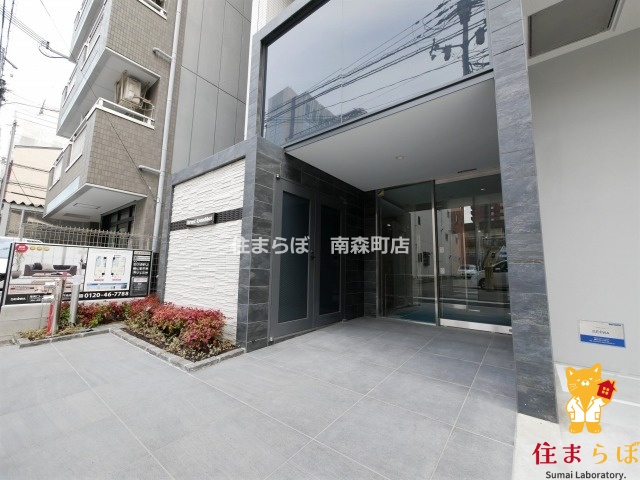 エントランス　共用部の印象も大切に