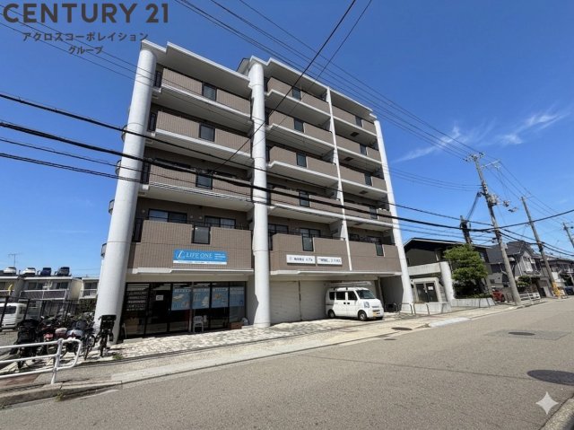 建物外観　オートロック付き☆