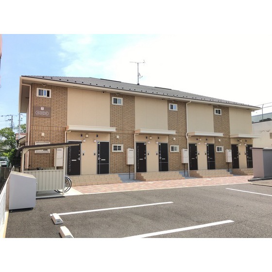建物外観　大手メーカー施工の築浅物件