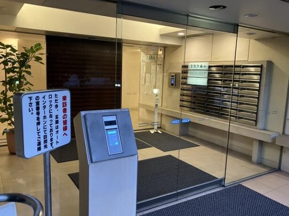 エントランス