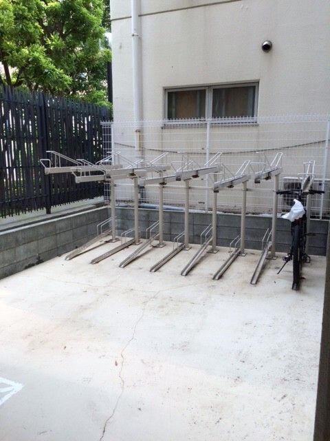 駐車場　駐輪場です