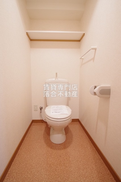 トイレ　ゆったりとした空間のトイレ