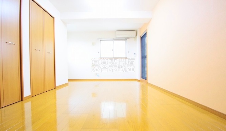 居室・リビング　落ち着いた使いやすいお部屋♪