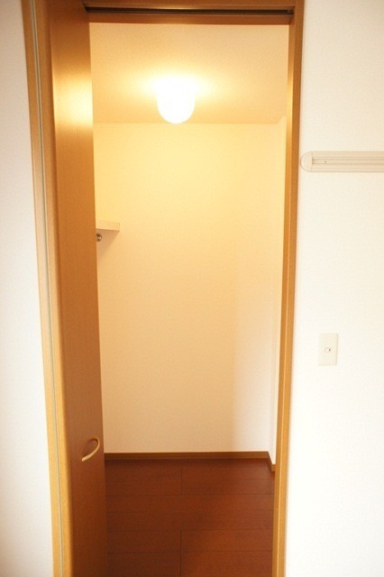 収納　図面と現状に相違がある場合には現状を優先