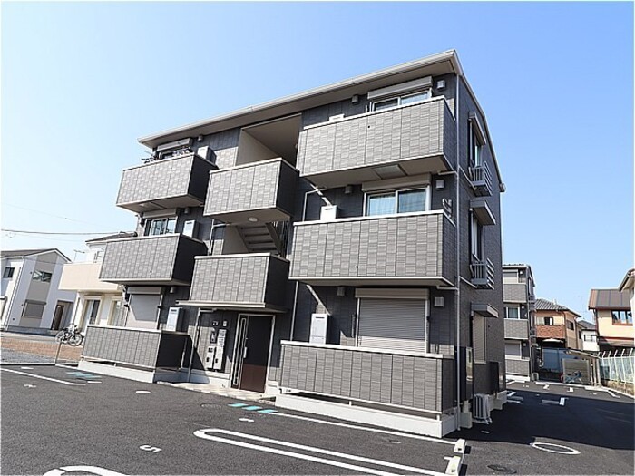 建物外観　きれいな外観です