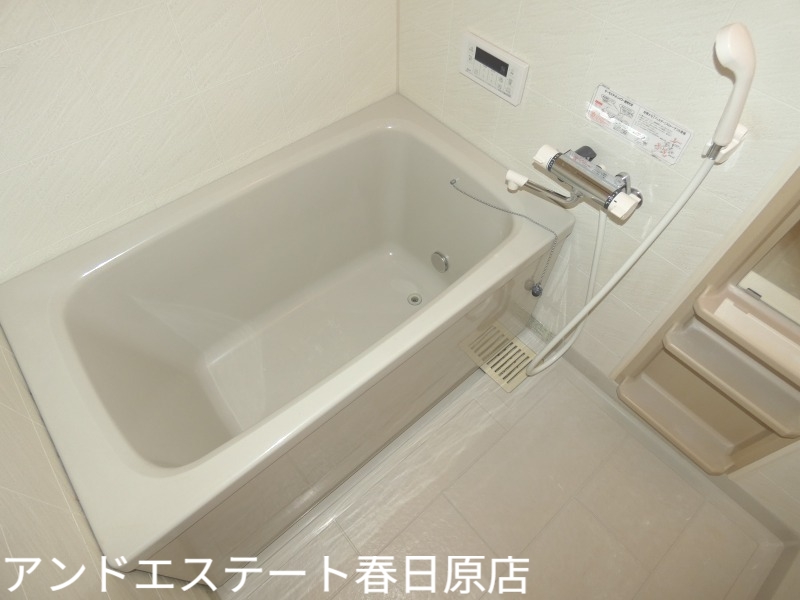 バス・シャワールーム　経済的な追い焚き付き