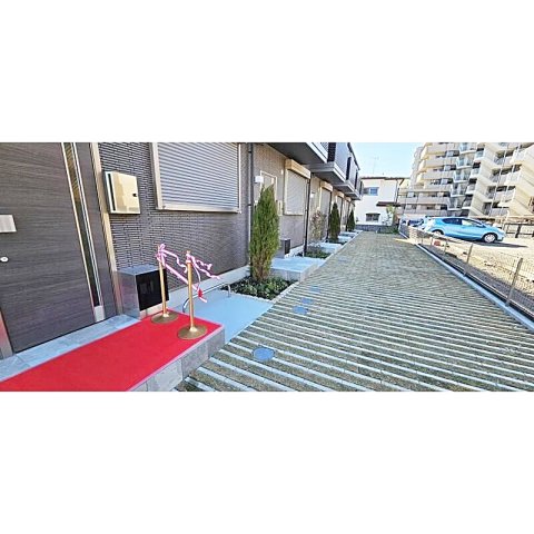 エントランス　【人気のキッチンカウンタータイプ♪】住環境良好おすすめ！