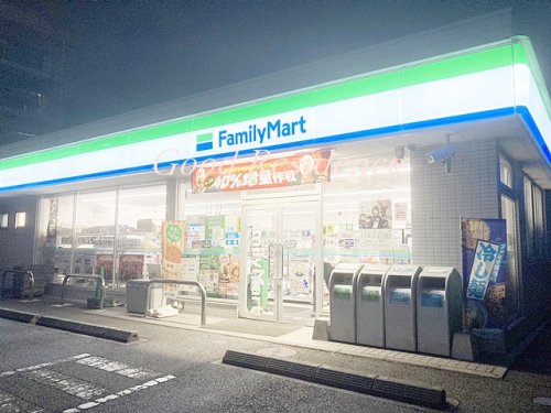 コンビニ　ファミリーマート 港北新吉田店（コンビニ）まで201m