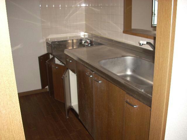 キッチン　※別部屋写真