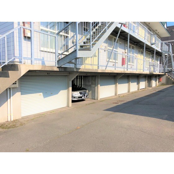 駐車場　車庫