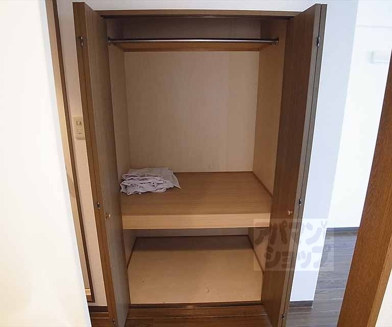 収納　クローゼット