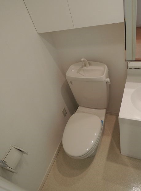 トイレ　同タイプの写真です。