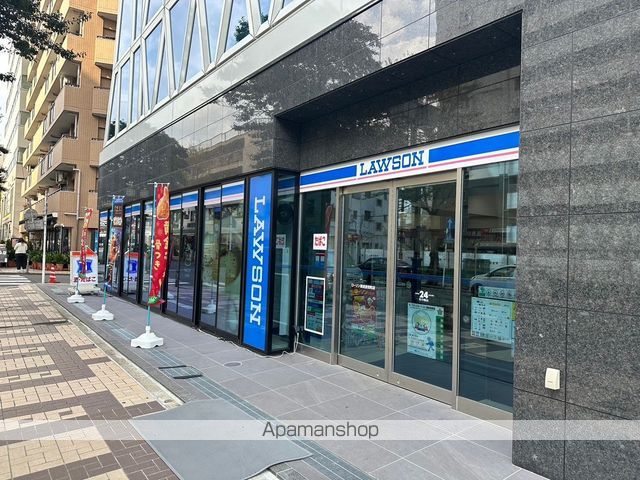 コンビニ　ローソン　横浜吉田町店（コンビニ）まで140m