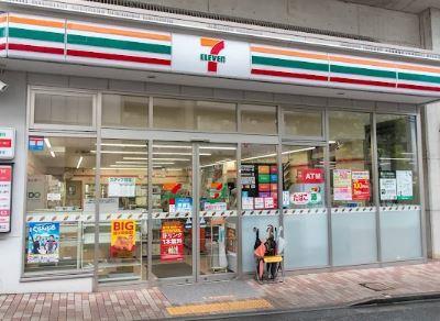 コンビニ　セブンイレブン 練馬富士見台駅西店（コンビニ）まで295m