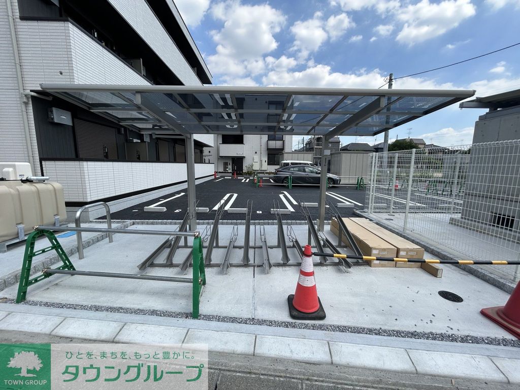 駐車場　駐車場