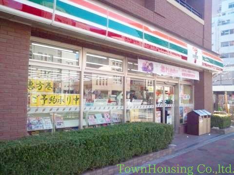 コンビニ　セブンイレブン白金台駅前店（コンビニ）まで70m