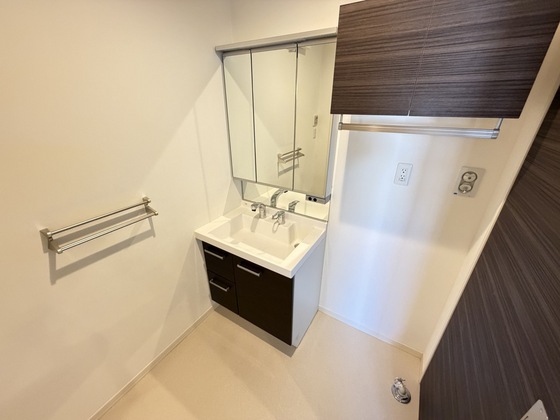 洗面設備　※別部屋の写真です