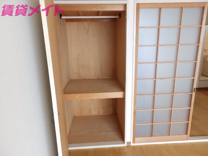 収納　同物件別部屋の写真