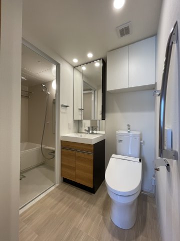 トイレ　ゆったりとした空間のトイレです