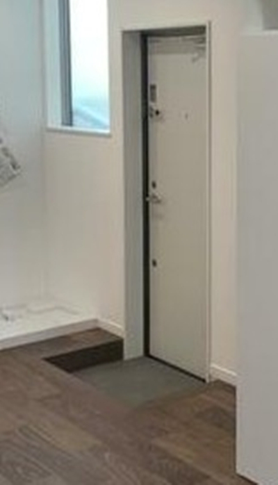 玄関　ゆとりのある玄関スペースです♪