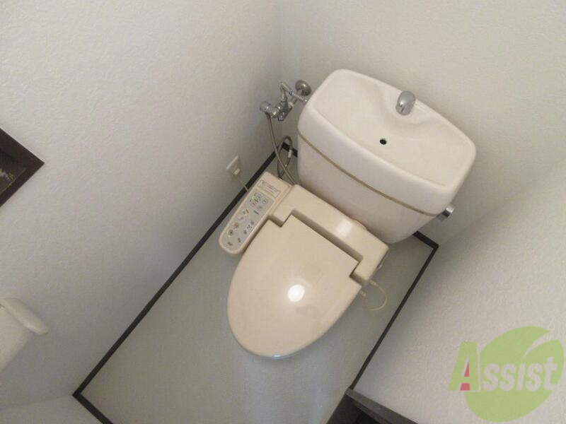 トイレ　ウォシュレットついてます
