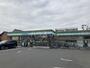 コンビニ　ファミリーマート岩塚本通五丁目店（コンビニ）まで878m