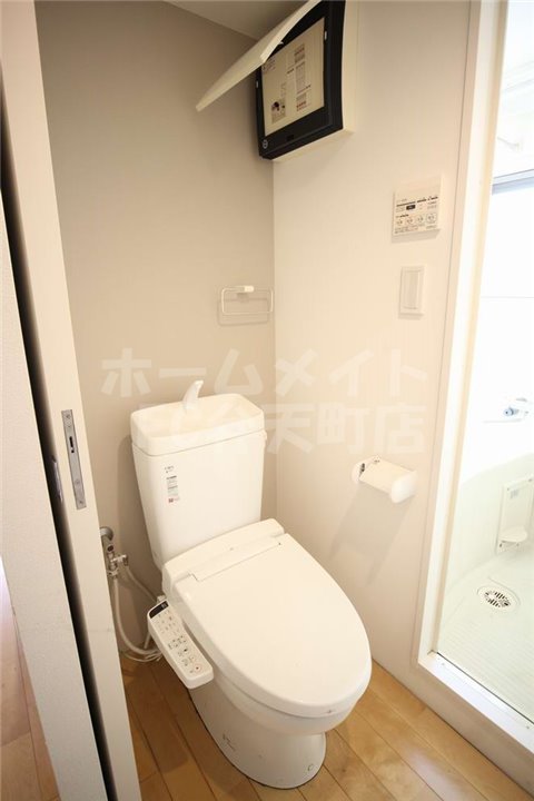 トイレ　清潔感のあるトイレです