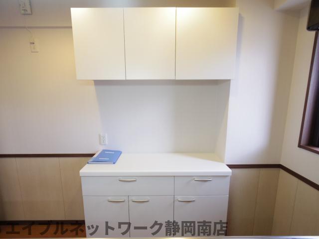 洗面設備　コンパクトで使いやすい洗面所