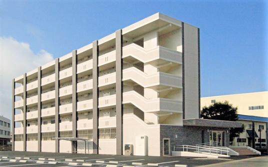 建物外観　鉄筋コンクリート5階建て落ち着いた外観！