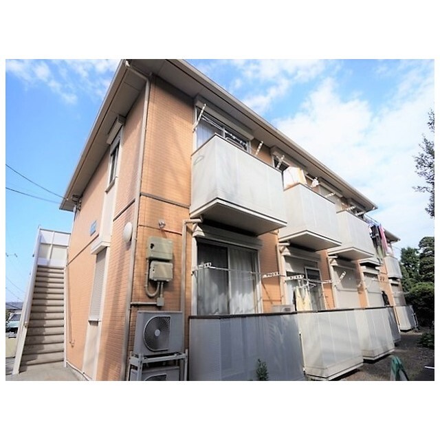 建物外観　最寄り駅まで平坦徒歩１０分！