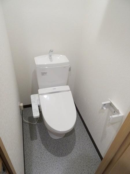 トイレ　★ウォシュレット完備★