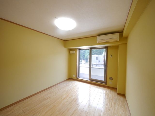 居室・リビング　★お部屋探しは株式会社タウンハウジング東京まで★